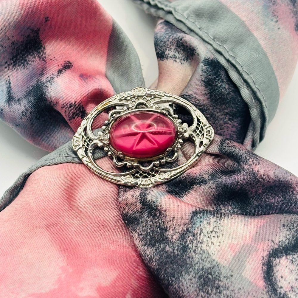 Source Unknown Silver and Pink Brooch